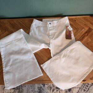 Vanilla Star Hi Rise Flare Jeans White size 7
